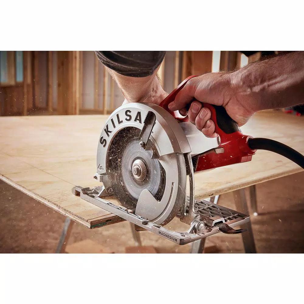 Skilsaw 7-1/4 in. Magnesium Left Blade Sidewinder Circular Saw, 15 Amp