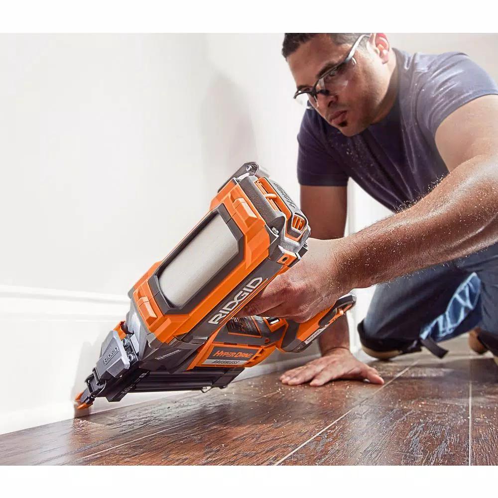 RIDGID 18V Brushless HYPERDRIVE 18-Gauge 2-1/8 in. Cordless Brad Nailer Kit