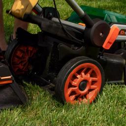 Scotts 21 in. 62V Cordless Self-Propelled Lithium-Ion Lawn Mower with Dual Batteries and Charger thumbnail 5