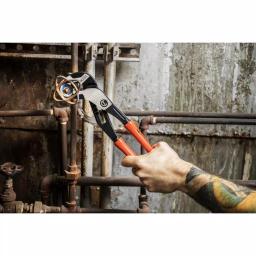 Crescent Z2 10 in. K9 V-Jaw Tongue and Groove Pliers with Dipped Handle thumbnail 3