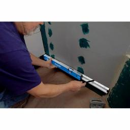 Empire eXT40 True Blue Extendable Box Level, 24 in. to 40 in. thumbnail 6