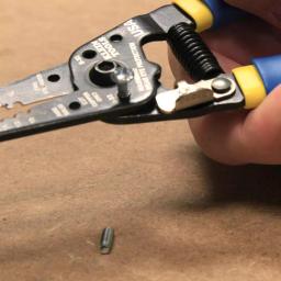 Klein Tools 2-Piece Voltage Tester and Wire Stripper Tool Set with Non-Contact Detector and Copper Wire Cutter thumbnail 8