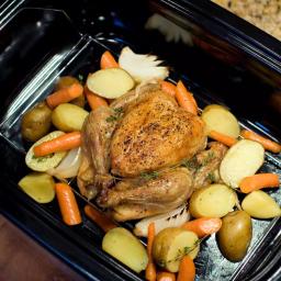 Weston 22 Qt. Stainless Steel Electric Roaster Oven, 1450W thumbnail 4