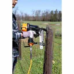 Freeman PFS9 9-Gauge 2 in. Pneumatic Fencing Stapler with Carrying Case thumbnail 6