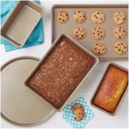 Wilton 5-Piece Ceramic-Coated Non-Stick Bakeware Set, Gold thumbnail 2