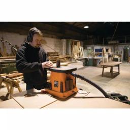 Triton 3.5 Amp Oscillating Spindle Sander with Cast Iron Table thumbnail 7