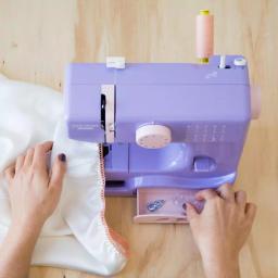Janome Lady Compact Sewing Machine - 10 Stitch Options, 5 lbs Portable Design thumbnail 4
