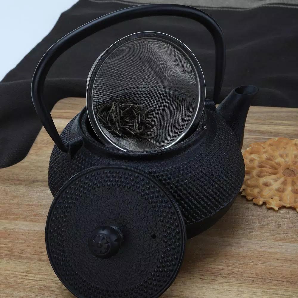 Mind Reader 2.5-Cup Black Japanese Style Cast Iron Tetsubin Teapot with Infuser