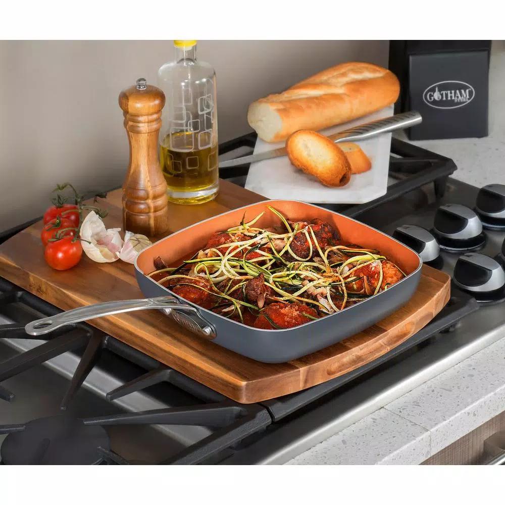 Gotham Steel 2-Piece Aluminum Ti-Ceramic Nonstick Square Fry Pan Set, 8.5 in. and 9.5 in.
