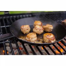 Lodge 10 in. Carbon Steel Skillet, Black Seasoned Heavy Duty Pan thumbnail 8