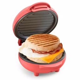 Nostalgia MyMini Personal Electric Grill, 25 sq. in. Cast-Iron Smokeless Grill, Coral Pink thumbnail 3