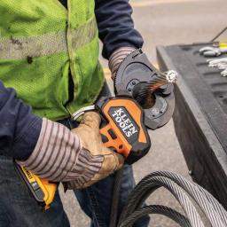 Klein Tools Battery-Operated Closed-Jaw Cable Cutter Kit with 20V 2 Ah Batteries & Charger thumbnail 3