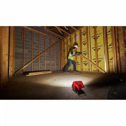 Milwaukee M12 Cordless PVC Shear Kit with 1000 Lumen M12 Rover Flood Light thumbnail 8