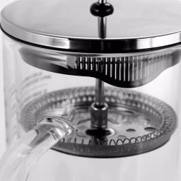 Mr. Coffee Hyland 20 oz French Press Coffee Maker with Scoop, Clear Glass thumbnail 2