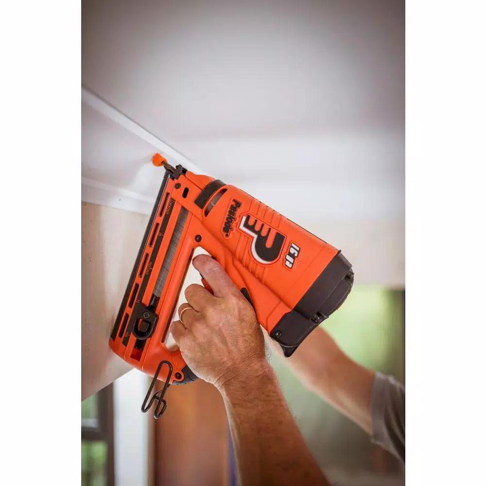 Paslode 16-Gauge Cordless Lithium-Ion Angled Finish Nailer Kit