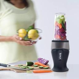 Ninja Fit 700W Personal Blender, 16 oz. Nutri Ninja Cups, Black thumbnail 4
