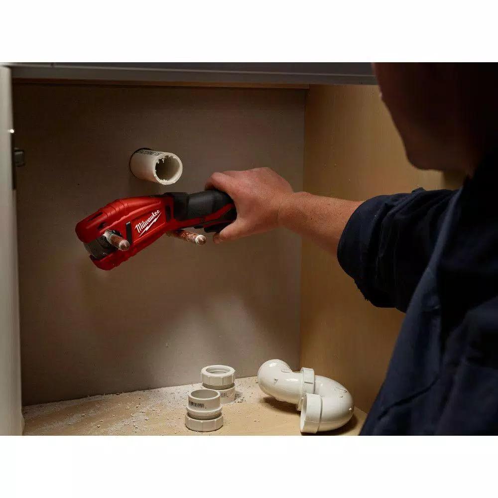 Milwaukee M12 Cordless Copper Tubing Cutter Kit with M12 Multi-Tool