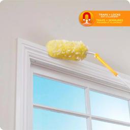 Swiffer Duster Starter Kit with Extendable Handle and Microfiber Dusters thumbnail 7