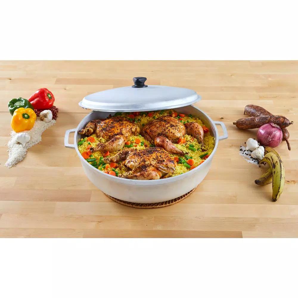IMUSA 17.9 qt. Cast Aluminum Caldero with Natural Finish and Tight Fitting Lid
