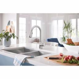 Moen Kleo Single-Handle Pull-Down Kitchen Faucet with Soap Dispenser, Spot Resist Stainless thumbnail 5