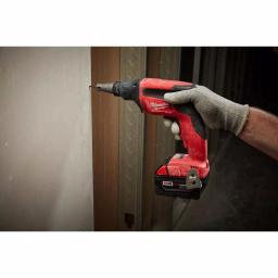 Milwaukee M18 FUEL 18V Brushless Drywall Screw Gun & Impact Driver Kit thumbnail 8