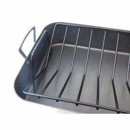 RSVP International 8 Qt. Cast Aluminum Roasting Pan with Non-Stick Rack thumbnail 3