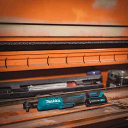 Makita 12V MAX CXT Cordless Ratchet Kit with Bonus 1/4 in. Impact Wrench thumbnail 13