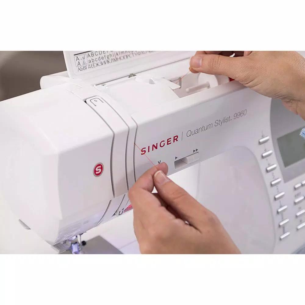 SINGER Quantum Stylist 600-Stitch Sewing Machine with LCD Screen and Extension Table