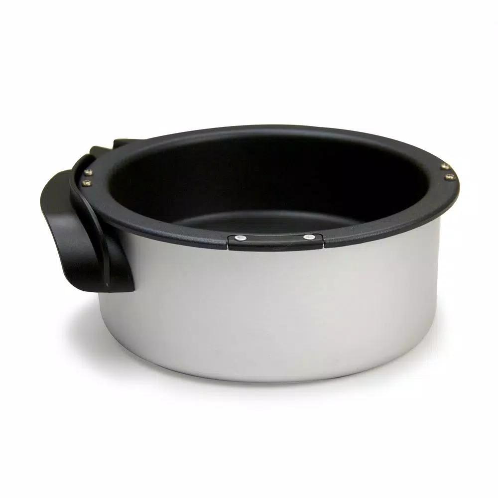West Bend 4-Quart Movie Theater Style Popcorn Popper Machine with Nonstick Kettle and Scoop, Black