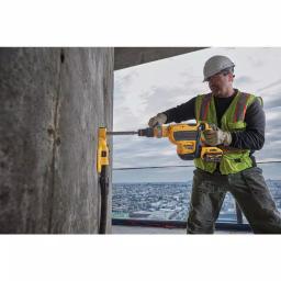 DEWALT 60V MAX FLEXVOLT Cordless Brushless 1-3/4 in. SDS MAX Rotary Hammer Kit with (2) 9.0 Ah Batteries thumbnail 11