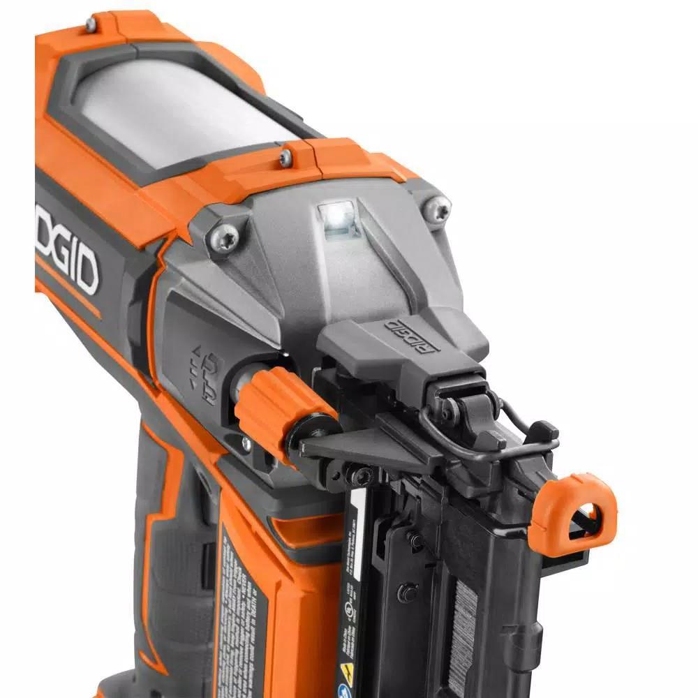 RIDGID 18V Cordless Brushless HYPERDRIVE 16-Gauge 2-1/2 in. Straight Finish Nailer Kit