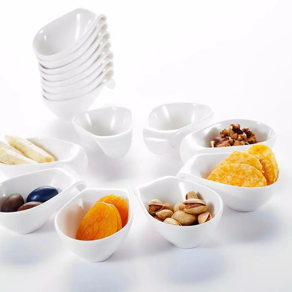 MALACASA 3.75 in. White Porcelain Ramekins Set of 16, Ceramic Souffle Dishes and Serving Bowls