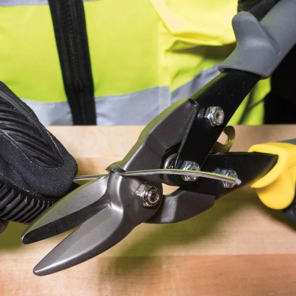 Klein Tools Straight Cutting Aviation Snips with Integrated Wire Cutter, 18-Gauge Steel Capacity