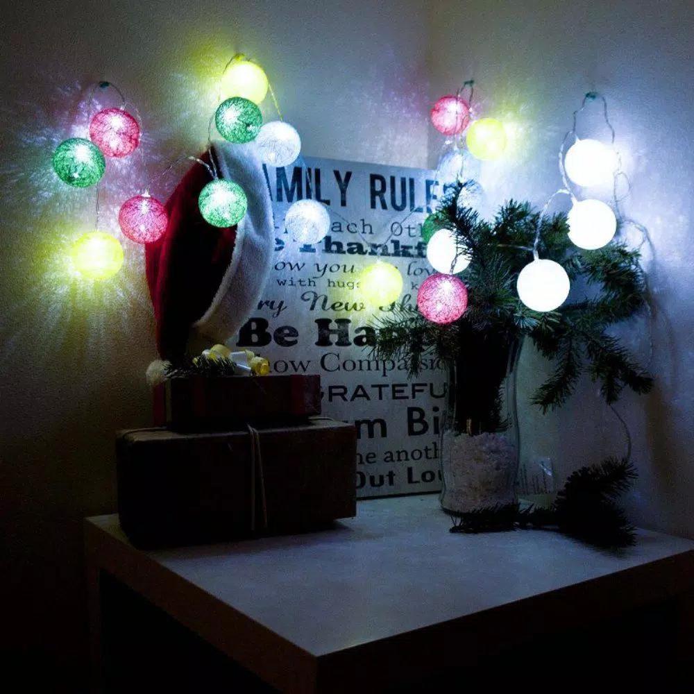 ALEKO 7 ft. 20-Light LED Multi-Color Cotton Ball String Lights, Battery Operated