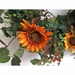 Glitzhome 24 in. Artificial Sunflower Wreath with Golden Orange Sunflowers and Green Silk Leaves thumbnail 4