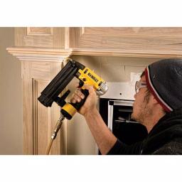 DEWALT 16-Gauge 2-1/2 in. Pneumatic Finish Nailer Kit with Bonus 18-Gauge Brad Nailer thumbnail 11