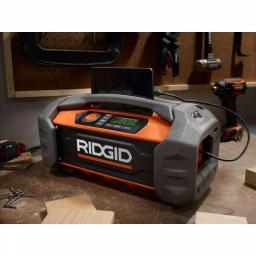 RIDGID 18V Cordless Hybrid Jobsite Radio with Bluetooth and 1.5 Ah Lithium-Ion Battery thumbnail 9