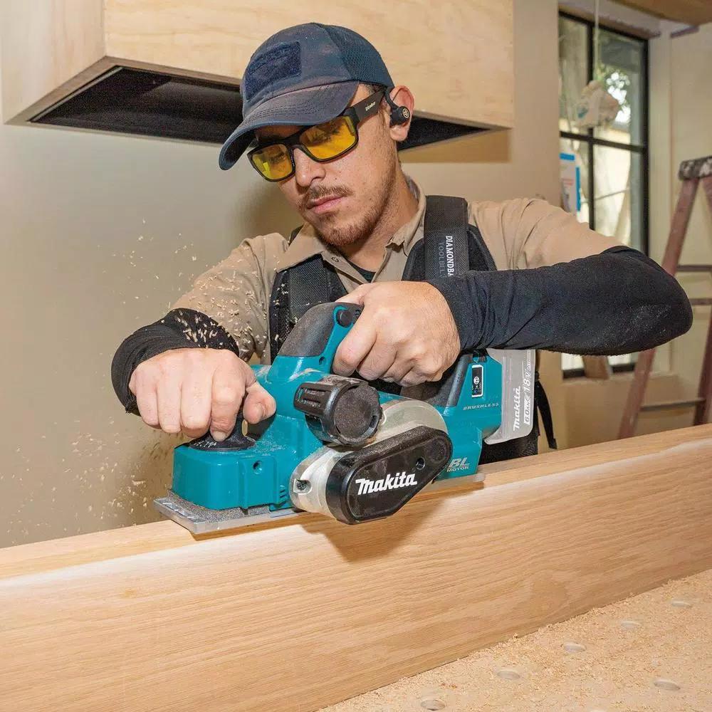 Makita 18V LXT Brushless 3-1/4 in. Cordless Planer, AWS Capable, Tool Only