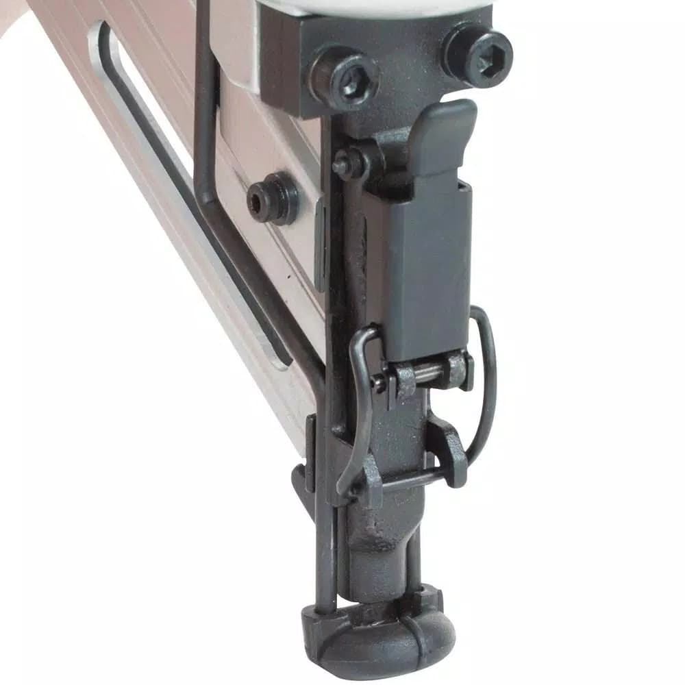 Makita 15-Gauge 34° Angled Finish Nailer, 1-1/4 in. to 2-1/2 in.