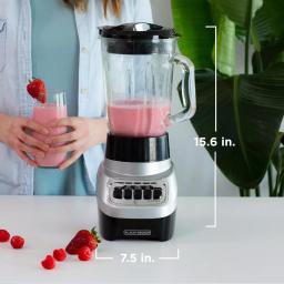 BLACK+DECKER PowerCrush 700W Multi-Function Blender with 48 oz. Glass Jar thumbnail 6