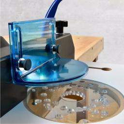 POWERTEC Mini Trim Router Table Set with Acrylic Base and Removable Fence thumbnail 3