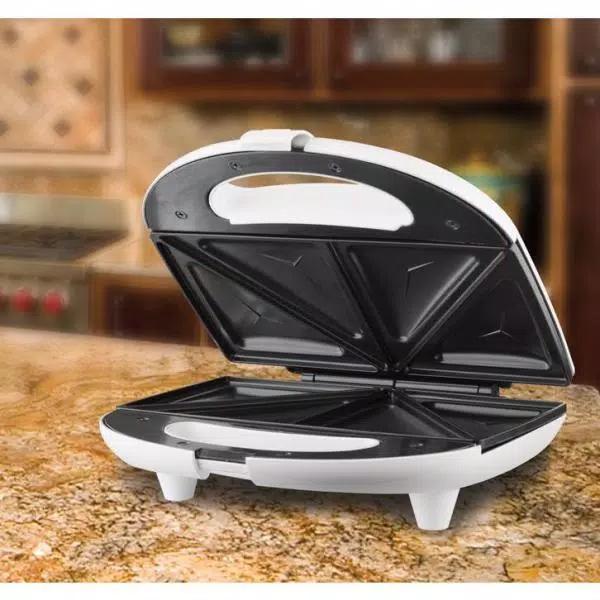 Brentwood Appliances TS-240B 750-Watt Dual Sandwich Maker, Nonstick, White
