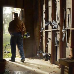 RYOBI 40V Lithium-Ion Expand-It Cordless Power Head with Edger Attachment, 4 Ah Battery and Charger Included thumbnail 4