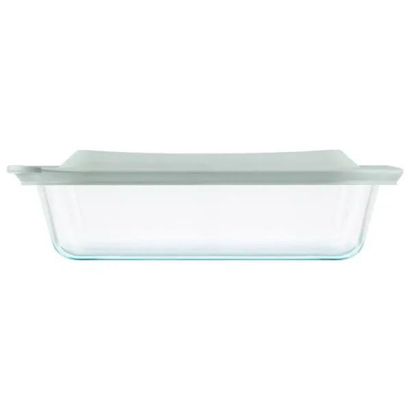 Pyrex Deep Dish 3 Qt. Rectangular Glass Baker with Secure-Fit Lid, 7 in. x 11 in.