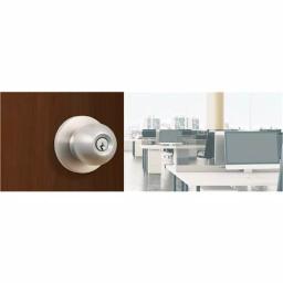 Universal Hardware Commercial Grade 2 Satin Chrome Keyed Entry Door Knob, 2-1/8 in. thumbnail 6