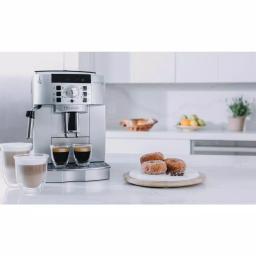 DeLonghi De'Longhi Magnifica XS Compact Fully Automatic Espresso and Cappuccino Maker - Black and Silver thumbnail 9