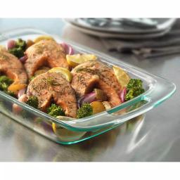 Pyrex Bake N Store 14-Piece Glass Bakeware and Storage Set with Red Lids thumbnail 4