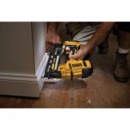 DEWALT 20V MAX 16-Gauge Cordless Angled Nailer Kit with Bonus DCD780B Compact Drill/Driver thumbnail 12