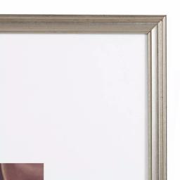 Kate and Laurel Adlynn Silver Picture Frame Set, Set of 3, Fits 8x10 in. with Mat or 16x20 in. without Mat thumbnail 4