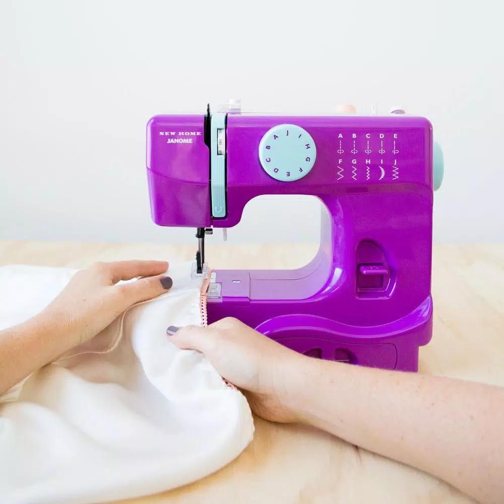 Janome Thunder Compact 10-Stitch Sewing Machine